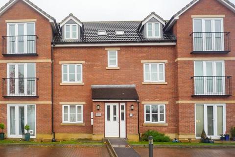 2 bedroom flat to rent, Portland Court, Bristol BS16