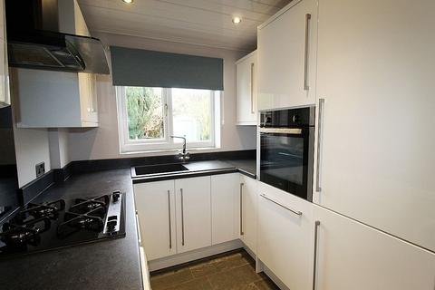 45 Fernleigh Drive, Brinsworth, Rotherham, S60 5PE