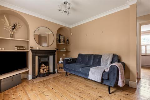 13 Oliver Road, Ascot, SL5 9DN