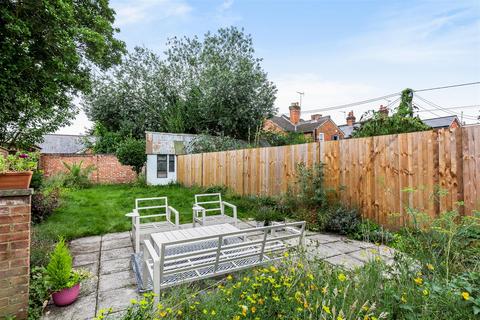13 Oliver Road, Ascot, SL5 9DN