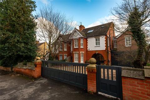 5 bedroom semi-detached house for sale, Buckland Hill, Kent ME16