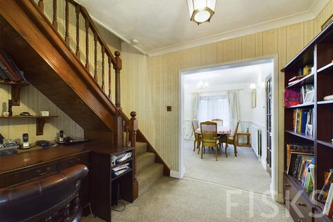 2 bedroom semi-detached house for sale, Kennington Avenue, Benfleet, SS7