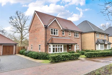 4 bedroom detached house for sale, Claremont Close, Leatherhead, Surrey, KT22