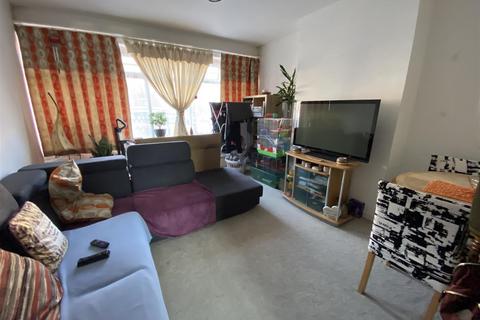 2 bedroom apartment to rent, Firle Road, Eastbourne BN22