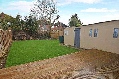 66 Gordon Road, Ashford, TW15 3EU