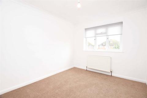 66 Gordon Road, Ashford, TW15 3EU