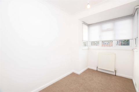 66 Gordon Road, Ashford, TW15 3EU
