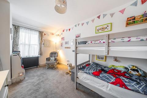 13 Khama Road, London, SW17 0EN
