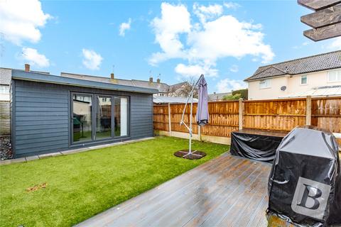 3 bedroom end of terrace house for sale, Wingfield Close, Brentwood, Essex, CM13