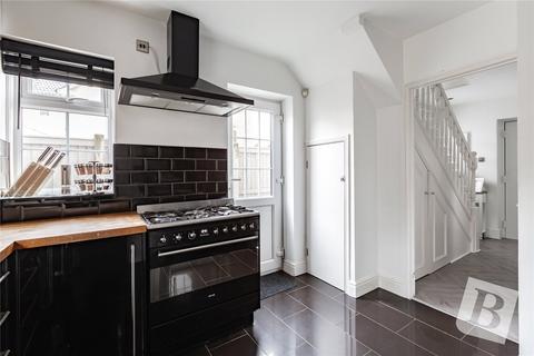 8 Wingfield Close, Brentwood, CM13 2BT