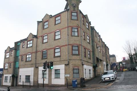 1 bedroom flat for sale, Mermaid Court, N4 1TR