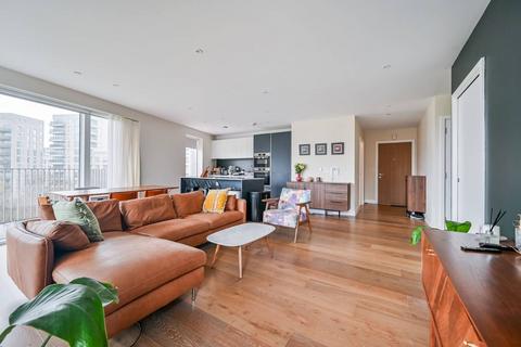 3 bedroom flat for sale, Southern Way, Greenwich, London, SE10