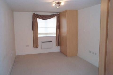 2 bedroom flat for sale, Sommers Court Crane Mead, Ware