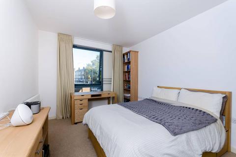 2 bedroom flat to rent, Paul Street, Stratford, London, E15