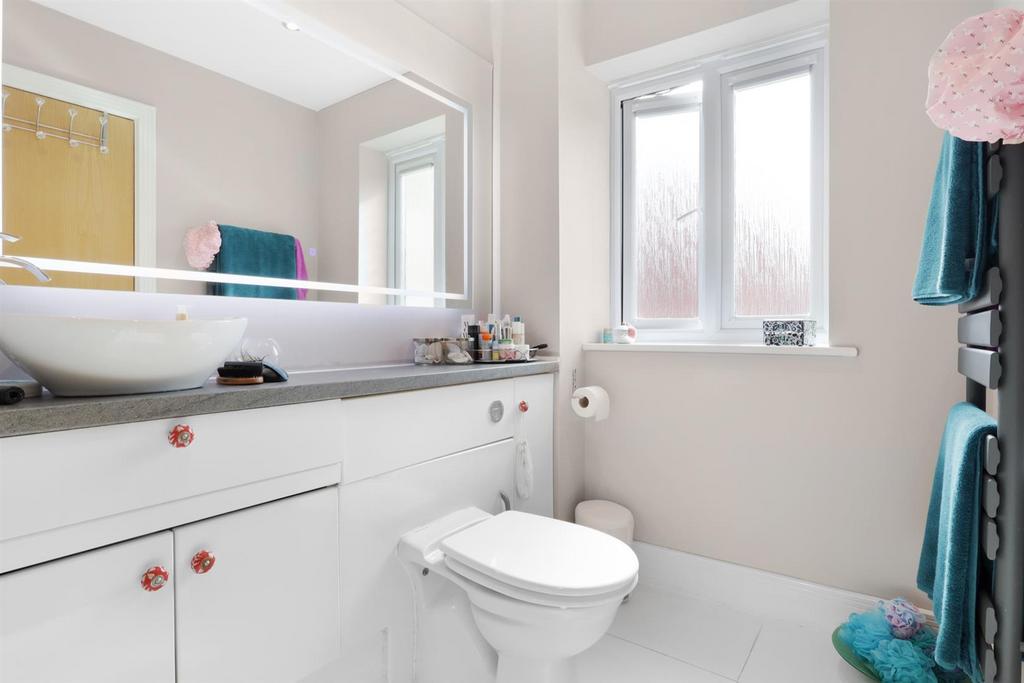 Ensuite