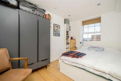 1 bedroom flat for sale, Old Castle Street, London E1