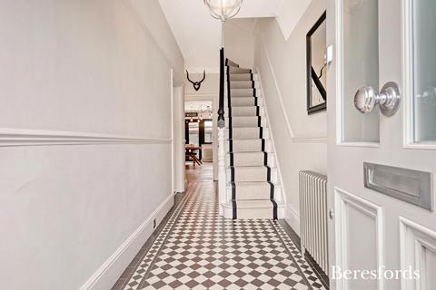 69 Western Road, Brentwood, CM14 4ST
