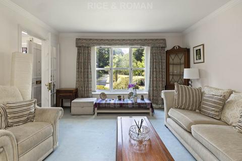 2 bedroom retirement property for sale, Mytchett Heath, Camberley GU16