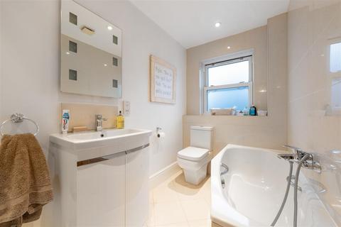 19 Exchange Road, Ascot, SL5 7AW