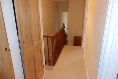 3 bedroom terraced house to rent, Grosvenor Park, Tunbridge Wells TN1