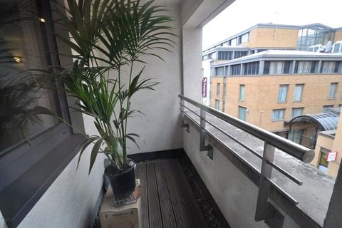 1 bedroom apartment to rent, Joiners Yard, London, N1
