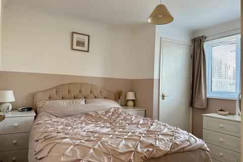 1 bedroom flat for sale, Crosswalla Fields, Helston TR13