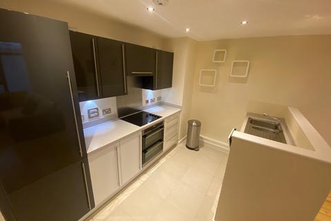 1 bedroom flat for sale, Pinnacle House, EN1