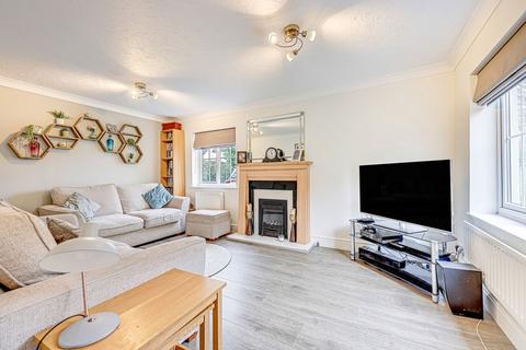 28 Albra Mead, Chelmsford, CM2 6YG