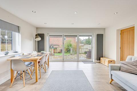 28 Albra Mead, Chelmsford, CM2 6YG