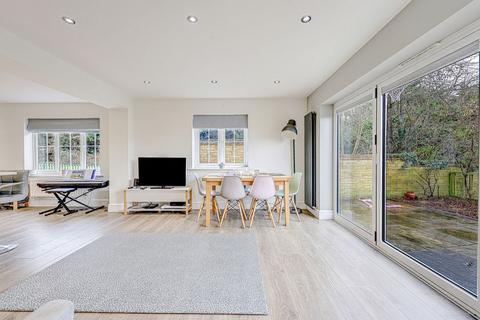 28 Albra Mead, Chelmsford, CM2 6YG