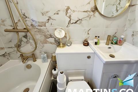 2 bedroom semi-detached house for sale, Albion Street, Wakefield WF3