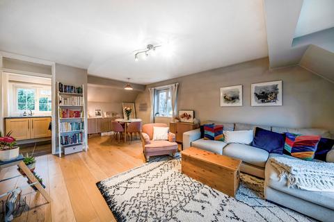 12 Sycamore Close, Carshalton, SM5 2PS