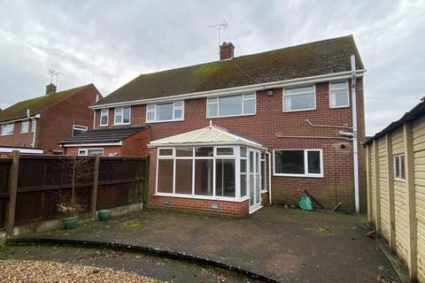 3 bedroom semi-detached house for sale, Hawthornden Avenue, Uttoxeter