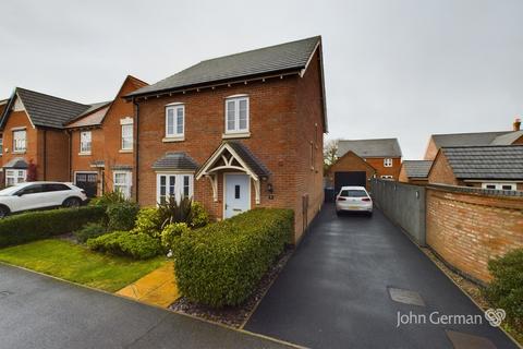 4 bedroom detached house for sale, Poplar Gardens, Burton-on-Trent