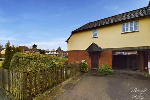 1 bedroom terraced house to rent, Avenue Road, Winslow, MK18 3DF