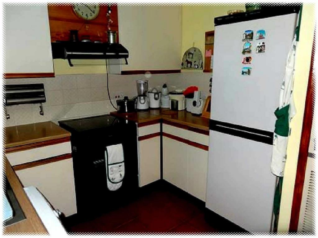 Kitchen.1.jpg