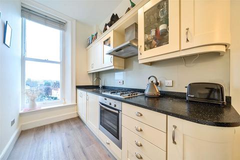 2 bedroom apartment for sale, Mount Ephraim, Kent TN4