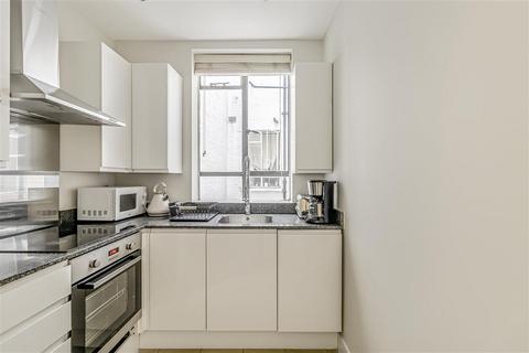 2 bedroom flat for sale, Tavistock Road, W11