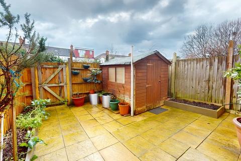 6 Jack Dimmer Close, London, SW16 5BT