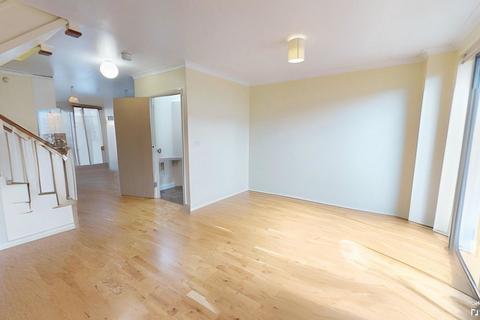 6 Jack Dimmer Close, London, SW16 5BT