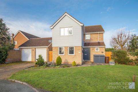 4 bedroom detached house for sale, Suffield Close, Cringleford