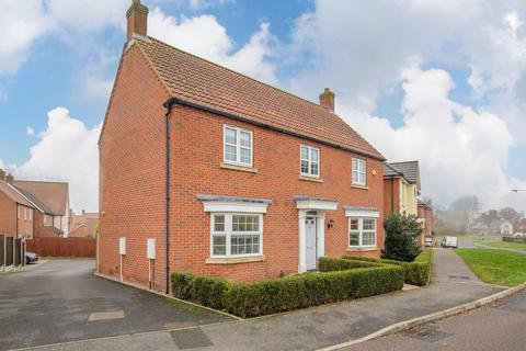 4 bedroom detached house for sale, The Pines, Cringleford