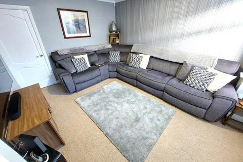 2 bedroom end of terrace house for sale, Broomhall Road, Blackley, M9