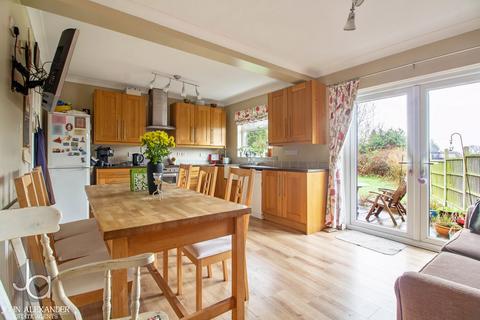 1, Eaton Cottages Maypole Road, Tiptree, Colchester, CO5 0EN