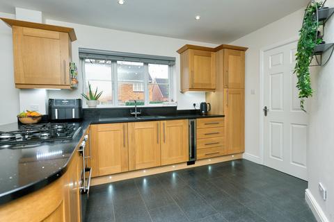 4 bedroom detached house for sale, Muxton, Telford