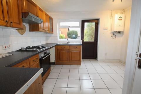 2 bedroom end of terrace house for sale, Oak Close, Sandy