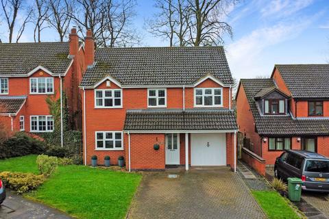 4 bedroom detached house for sale, Holbourne Close, Loughborough LE12