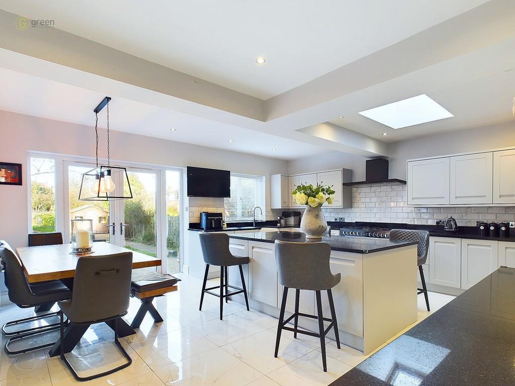 Cam03830 g0 pr0111 still003