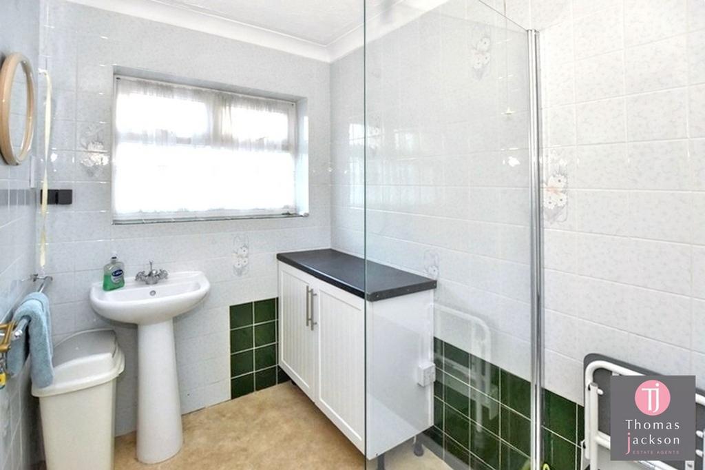 Shower Room WC