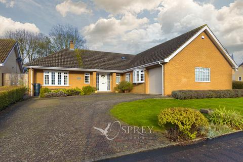 4 bedroom detached bungalow for sale, Clifton Drive, Northamptonshire PE8